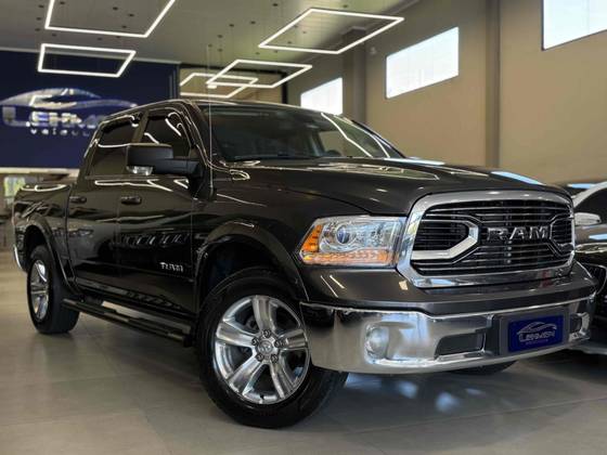 RAM CLASSIC 5.7 V8 GASOLINA LARAMIE CD 4X4 AUTOMÁTICO
